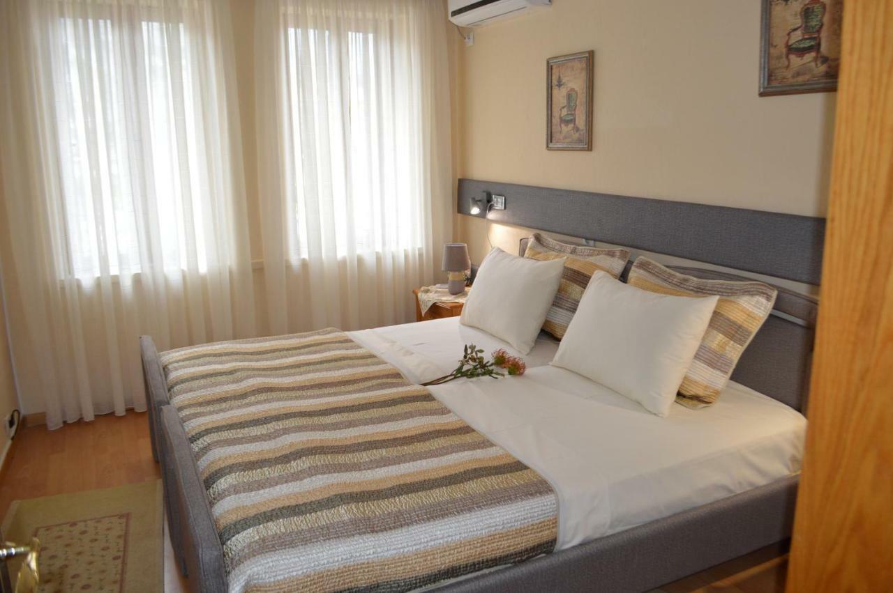 Vila Ss Kekezi Vila Gjirokastër Exterior foto