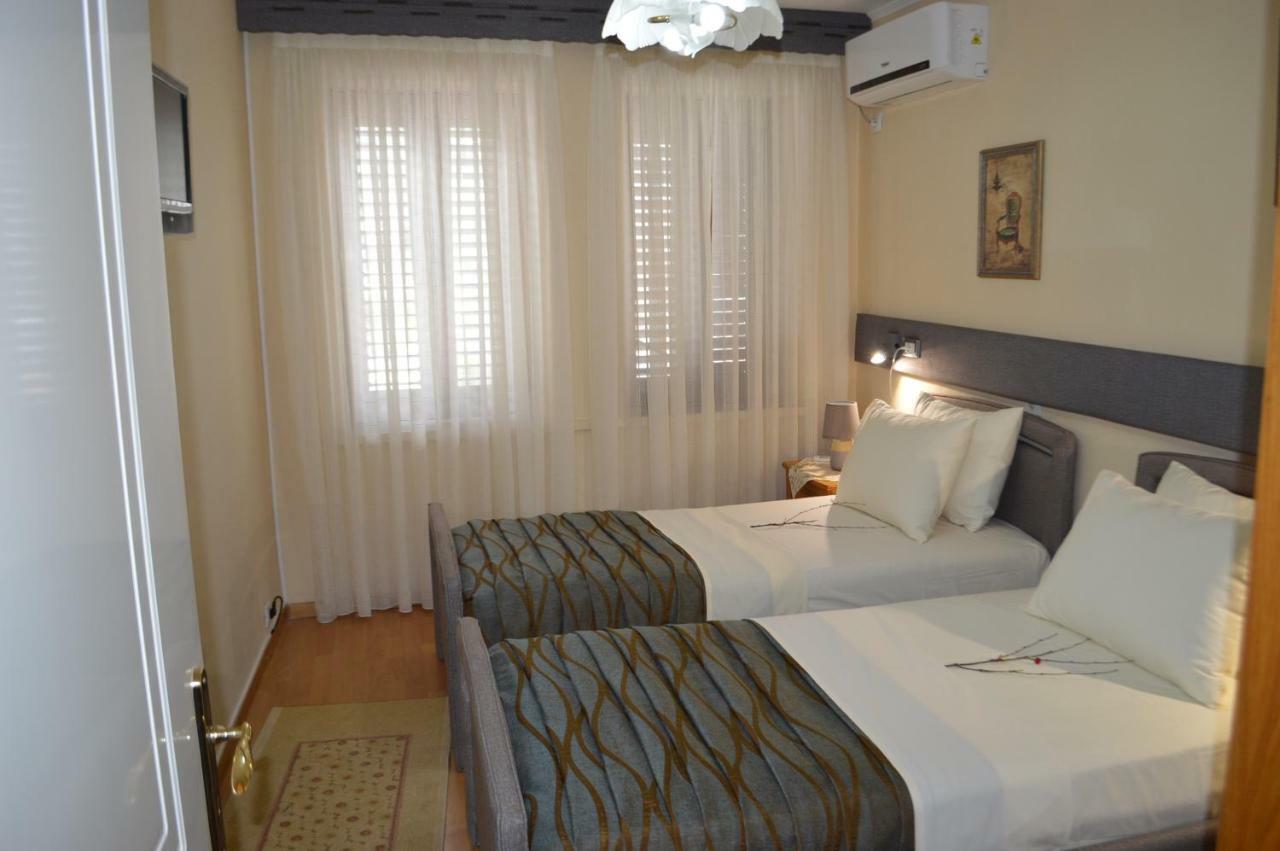Vila Ss Kekezi Vila Gjirokastër Exterior foto